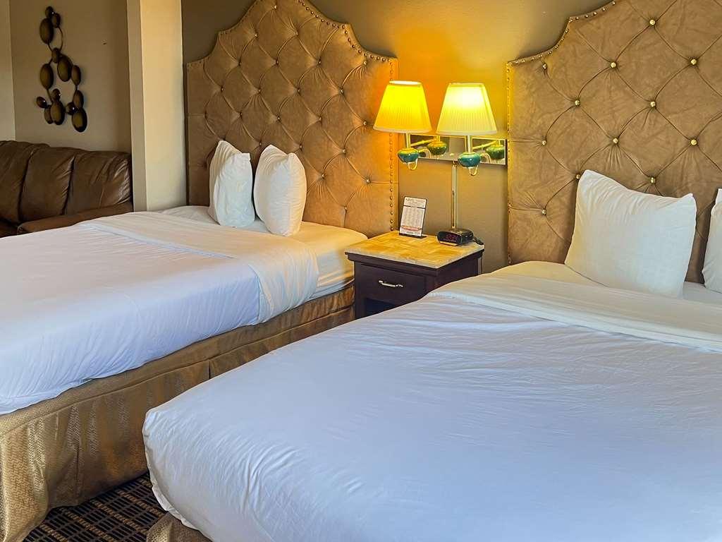 Comfort Inn & Suites Madison East - Monona Room photo