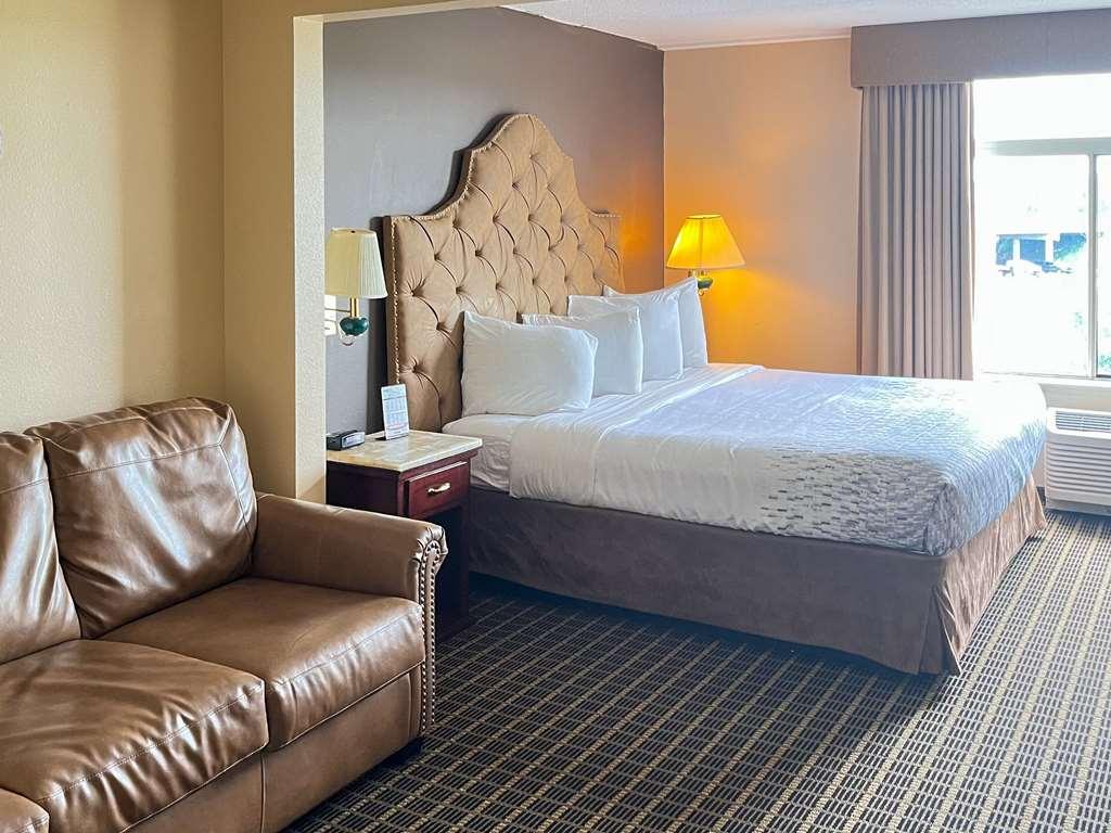 Comfort Inn & Suites Madison East - Monona Room photo