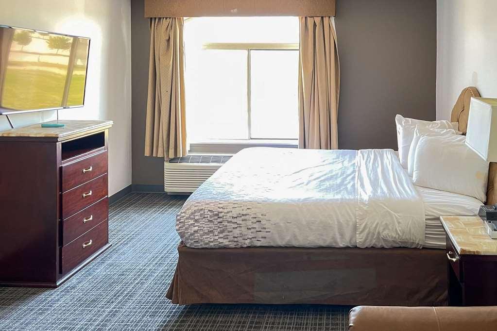 Comfort Inn & Suites Madison East - Monona Room photo