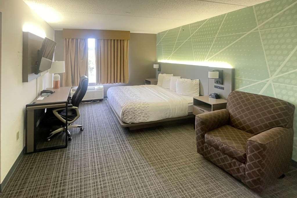 Comfort Inn & Suites Madison East - Monona Room photo